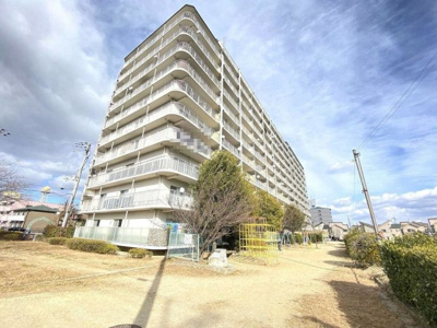 【外観】 | 狭山スカイハイツ | トイレ交換♪キレイなトイレで清潔があり気持ちがいいですね♪