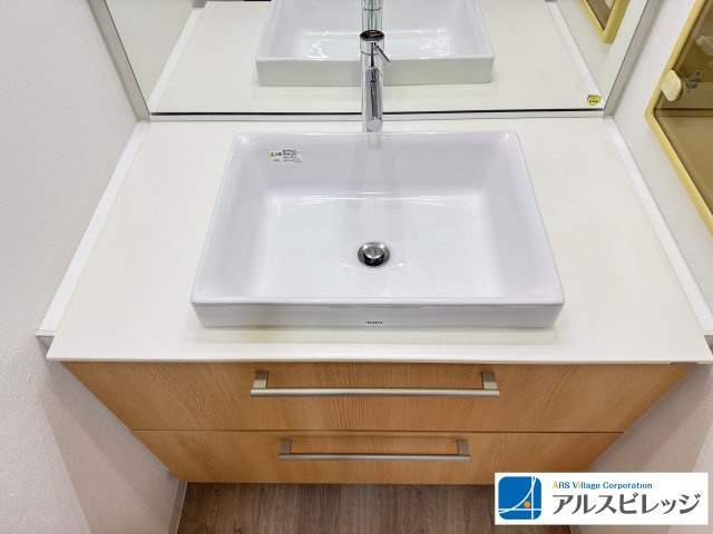 レーベンハイム鶴瀬の独立洗面台|洗面台