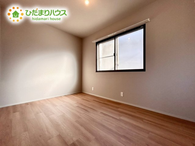 上尾市領家　中古戸建の洋室