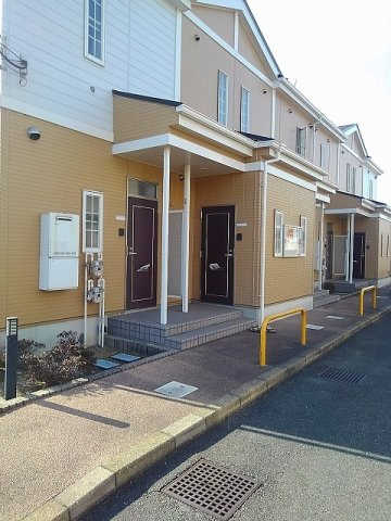 エントピア名和北Cのエントランス