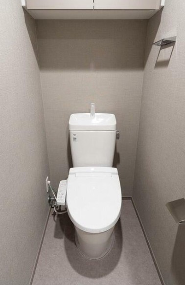 台東区東上野６丁目の賃貸マンションのトイレ
