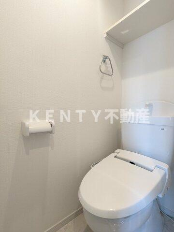 【トイレ】 | モダンアパートメント武蔵小山 | コンパクトで使いやすいトイレです