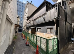 河原町通三条下る大黒町店舗の外観