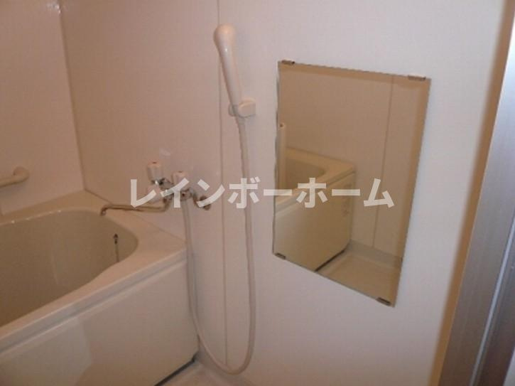 習志野市津田沼４丁目の賃貸マンションの浴室
