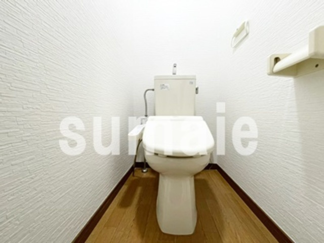 グランデュールメルヘンのトイレ|綺麗なトイレです。