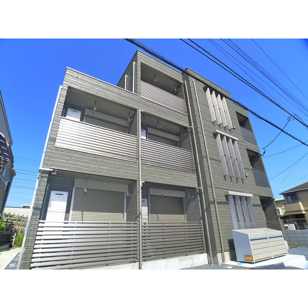 エキューム登戸の外観