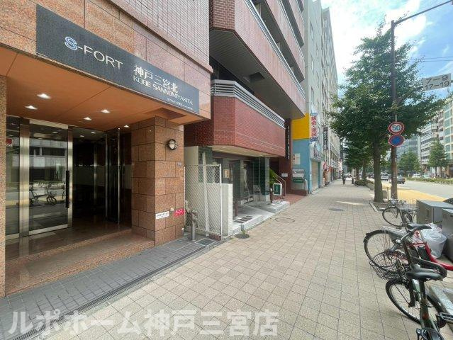 S-FORT神戸三宮北のエントランス