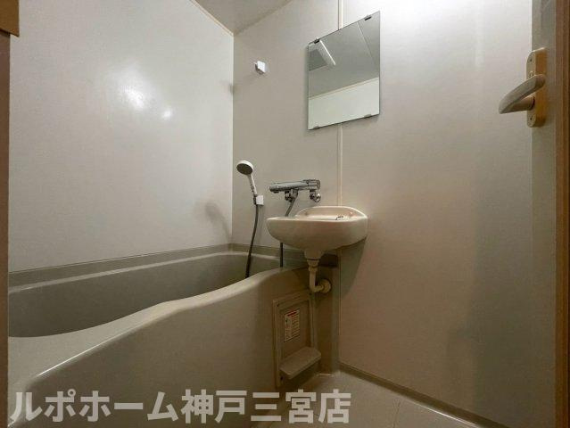 S-FORT神戸三宮北の浴室
