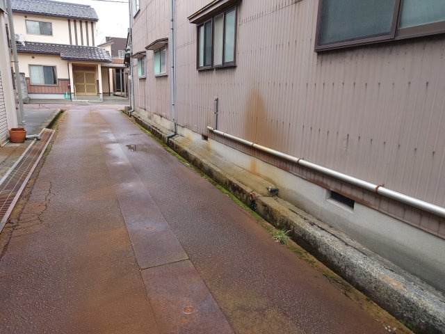 東岩瀬町貸家のその他|側道