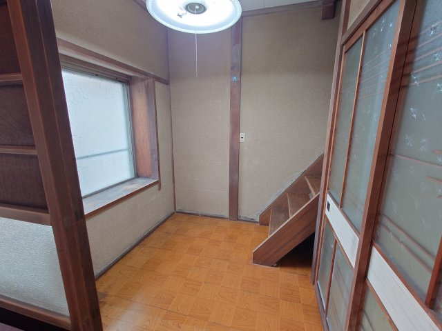 東岩瀬町貸家の内装