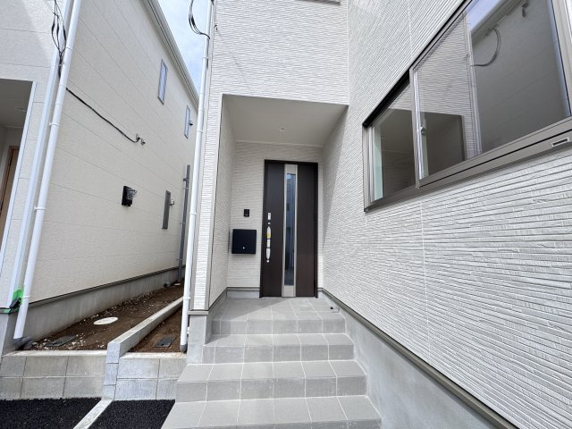 松戸市六高台６丁目新築戸建【六実小学校：7分】のエントランス|エントランス