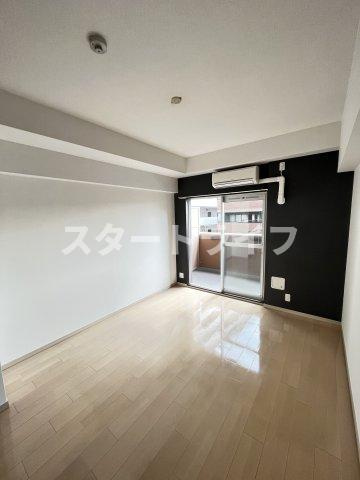 大阪市東淀川区東中島４丁目の賃貸マンションの居間・リビング