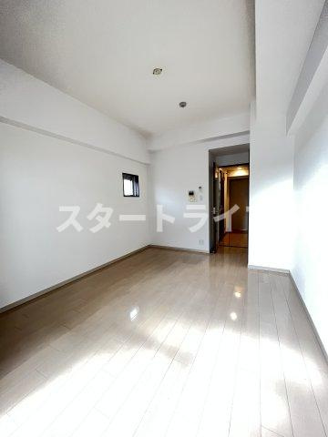 大阪市東淀川区東中島４丁目の賃貸マンションの寝室