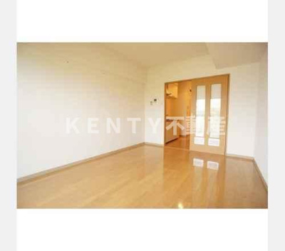 【寝室】 | ＣＡＳＡ　ＩＭＵＴＡ | 開放的な寝室です