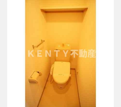 【トイレ】 | ＣＡＳＡ　ＩＭＵＴＡ | 清潔感のあるトイレです