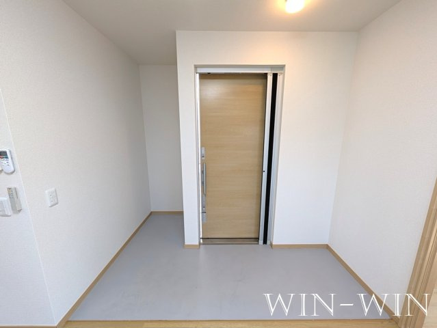 豊橋市花田町北新起戸建ての玄関