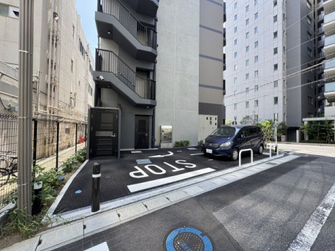 S-RESIDENCE松戸Cosmeaの駐車場