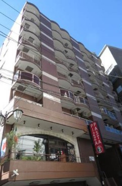 【外観】 | サンハイツ中野 | 鉄骨鉄筋コンクリート造のがっちりとした建物。