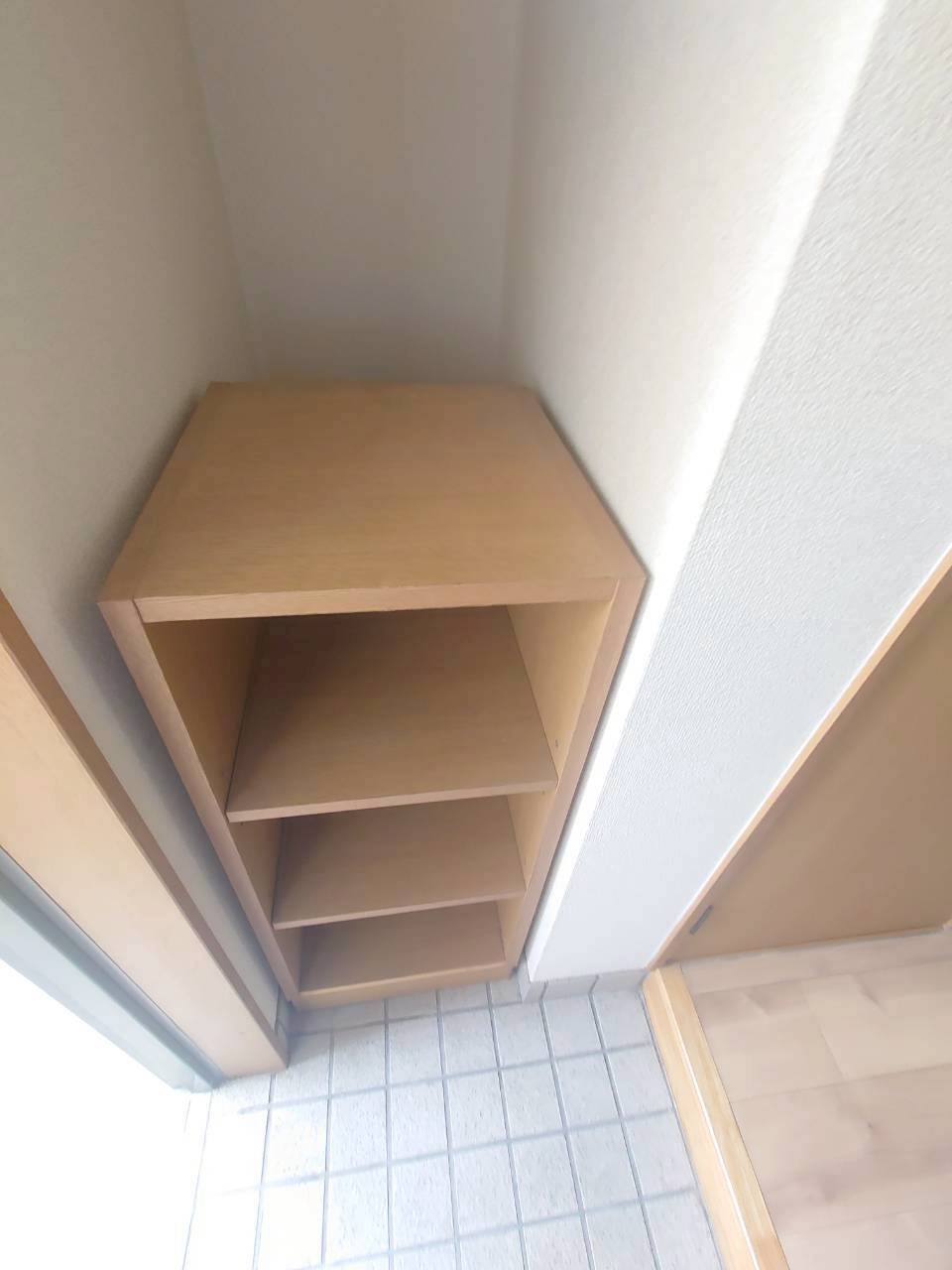 ハイツチェリーブロッサムの玄関