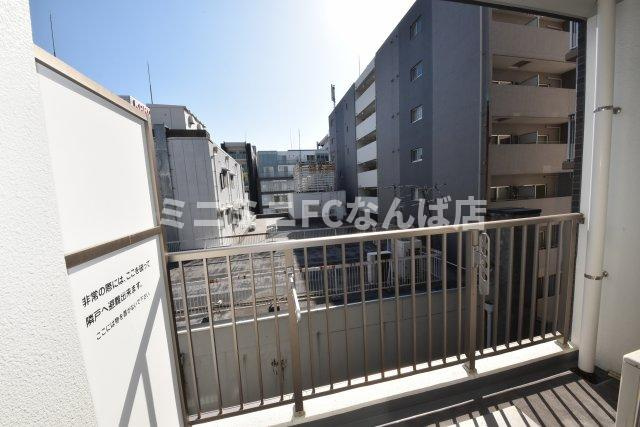 レオンコンフォート南堀江のバルコニー|階数により眺望が違います。