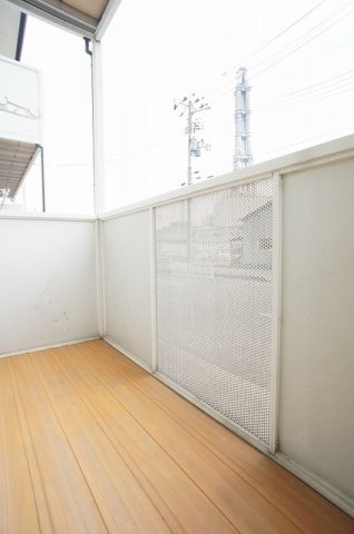 ヴィラ　アンソレイユのバルコニー
