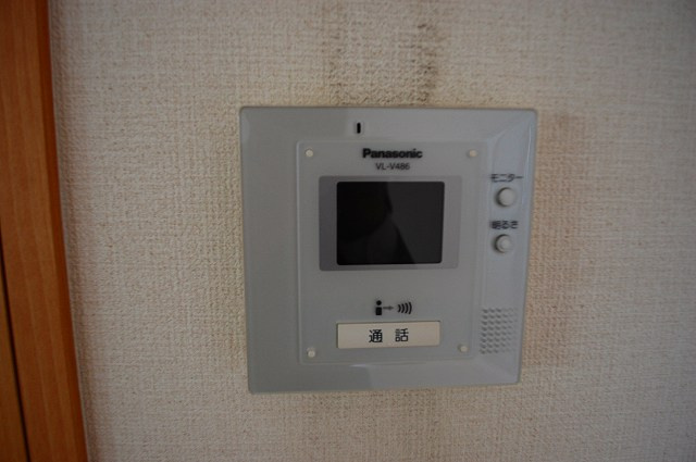 アンビエンテのセキュリティ|モニター付きインターホン完備