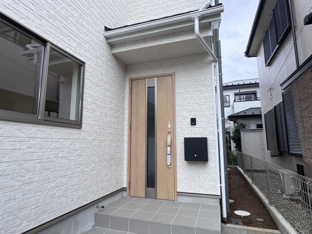 松戸市六高台６丁目新築戸建【六実小学校：7分】のエントランス|エントランス