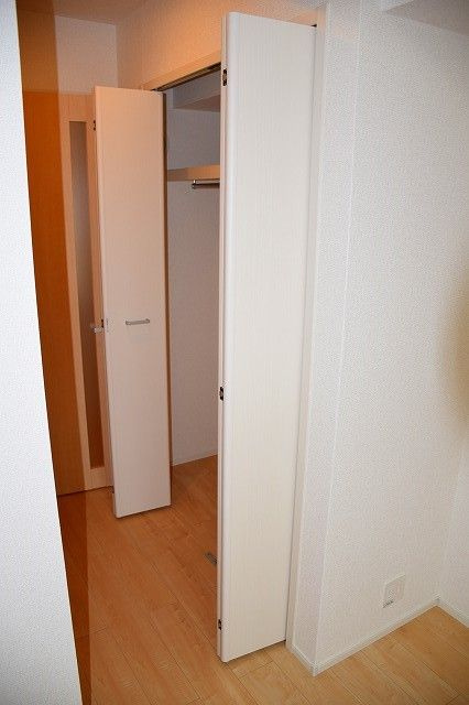 リバーサイド・大江の収納