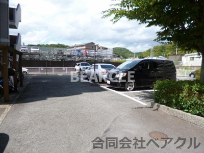 【駐車場】 | シャルム幡山 | 駐車スペースもあります
