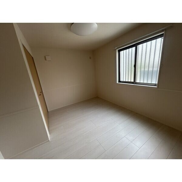 キャトルセゾン高田寺の居間・リビング