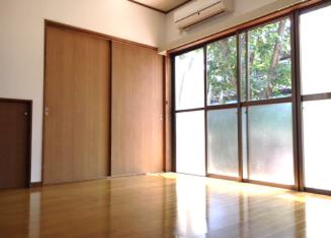 染谷ハイツの居間・リビング