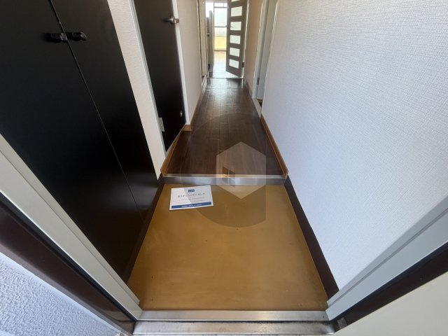 ファミール吉村の玄関