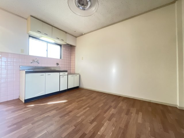 寝屋川市大成町の賃貸マンションのキッチン