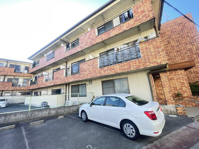 寝屋川市大成町の賃貸マンションの外観