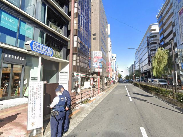 ビレッジ102の周辺