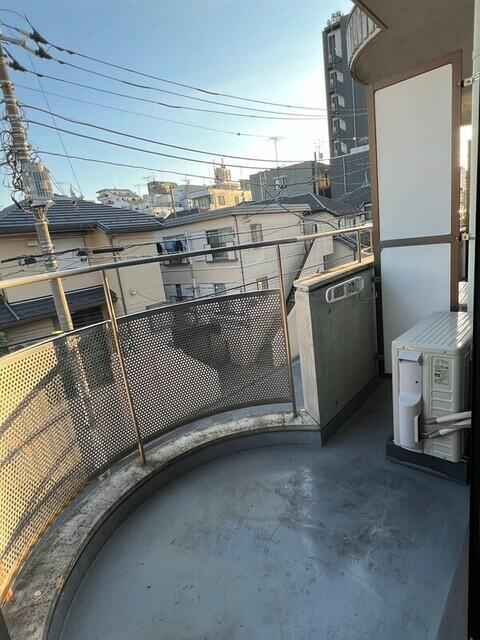 ネクサス新代田のバルコニー|陽当たり良好なバルコニーです