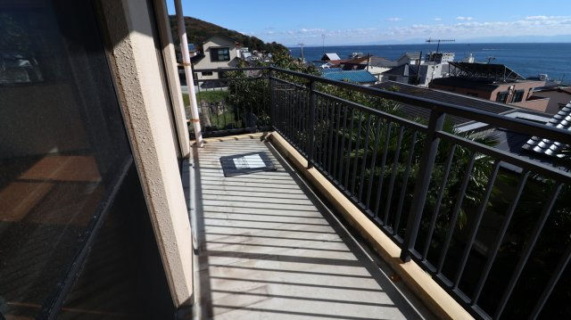 クレール塩屋のバルコニー