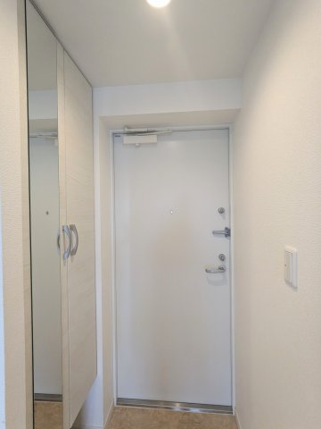 エルファーロ笹塚Ⅱの玄関|玄関です