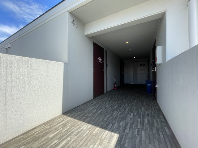 エルファーロ笹塚Ⅱのエントランス|落ち着いたエントランスです