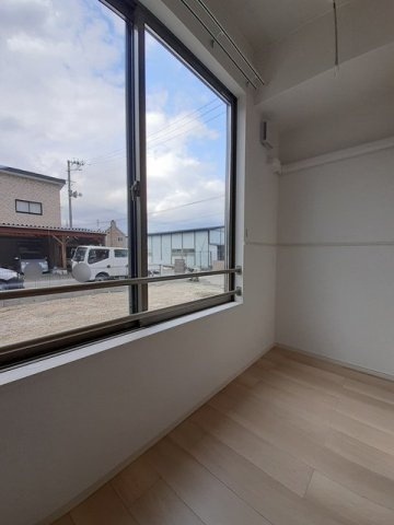 アルモニーの内装