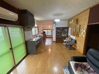 【居間・リビング】 | 桜川市真壁町羽鳥中古住宅