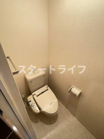 大阪市淀川区木川西１丁目のアパートのトイレ