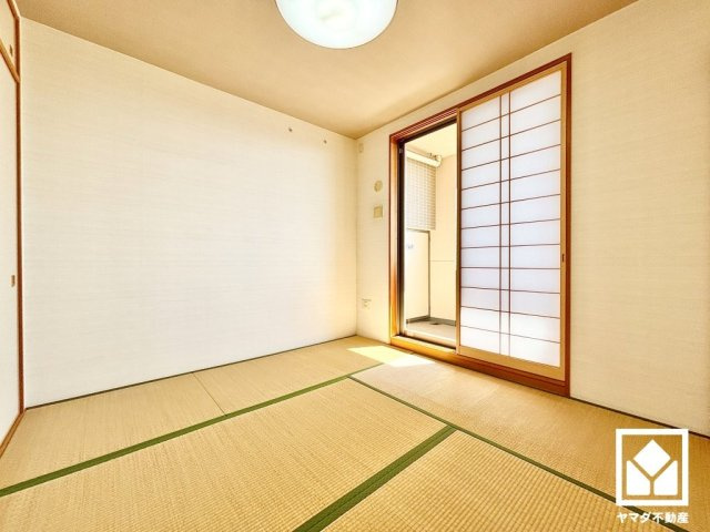 キングマンション尼崎シエナシティの和室