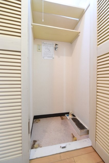 日神パレス永福町の設備|室内洗濯機置場