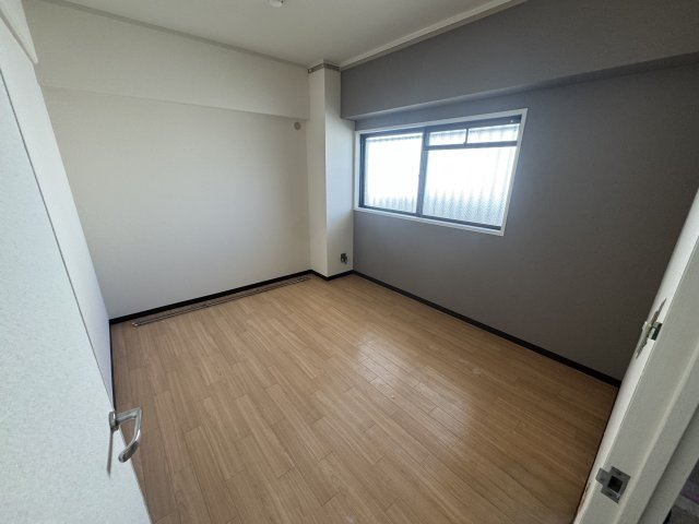 豊中市西緑丘２丁目の賃貸マンションの寝室