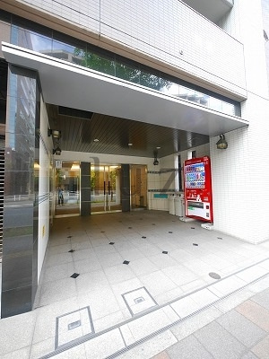 レグラス横浜ポートサイドのエントランス