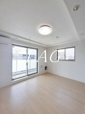 【居間・リビング】 | ロワモンターニュ | 洋室のお部屋です。