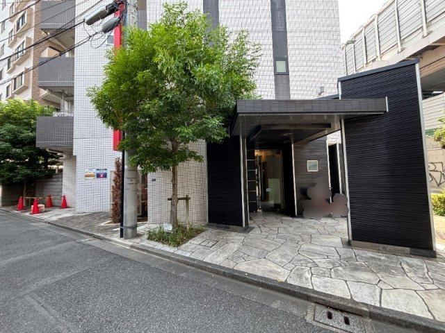 エクシム西巣鴨のエントランス