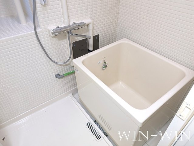 COCOTOビル前田の浴室