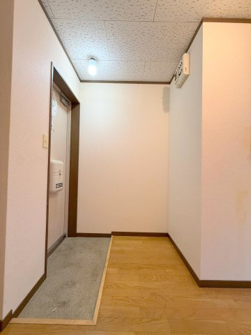 プラネックスＷの玄関